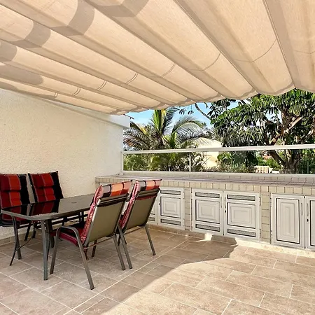 Fantastic Vacation By The Ocean *