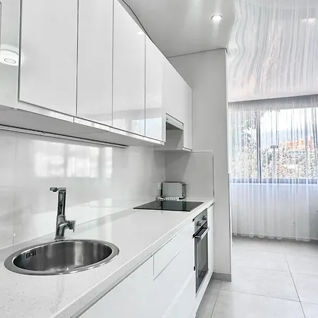 Fantastic Vacation By The Ocean Apartment