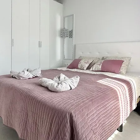 Fantastic Vacation By The Ocean Apartment *