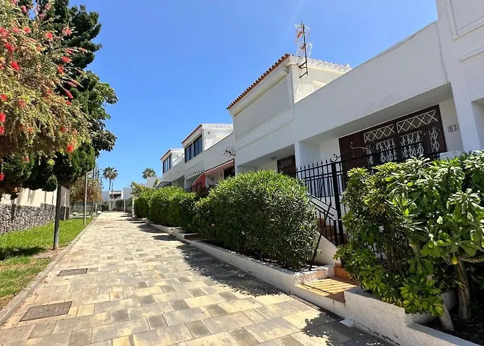 Fantastic Vacation By The Ocean * Playa de las Americas (Tenerife)