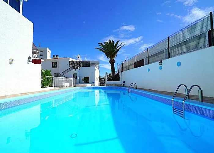 Fantastic Vacation By The Ocean Apartment