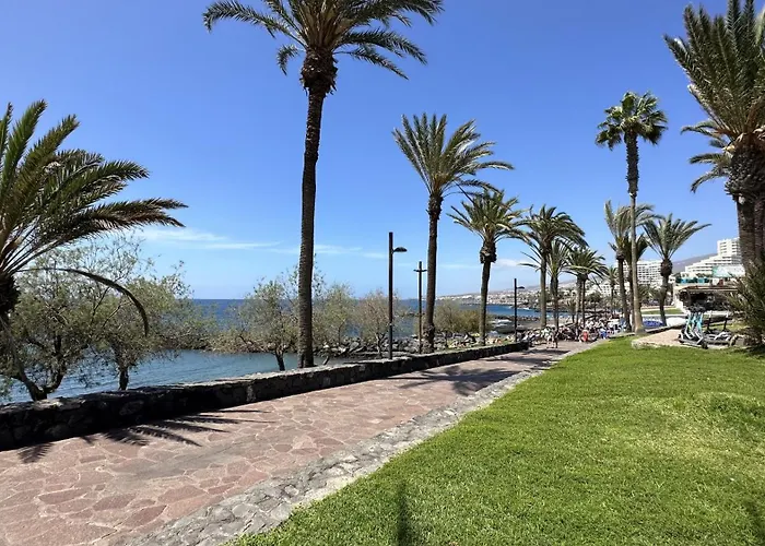 Fantastic Vacation By The Ocean Apartment *