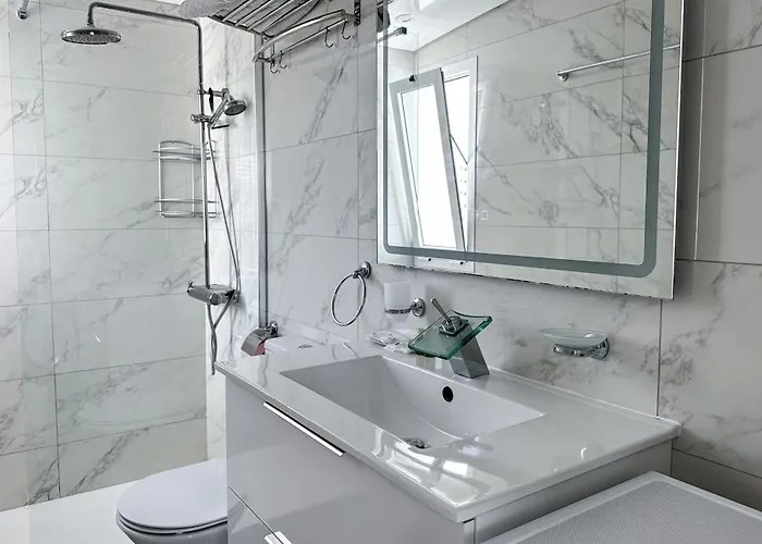 Fantastic Vacation By The Ocean Apartment Playa de las Americas (Tenerife)