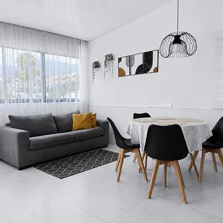 Apartment Fantastic Vacation By The Ocean Playa de las Americas (Tenerife)